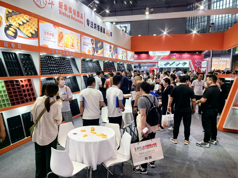 1717060138158069.jpg 2024年展會(huì)留影.jpg